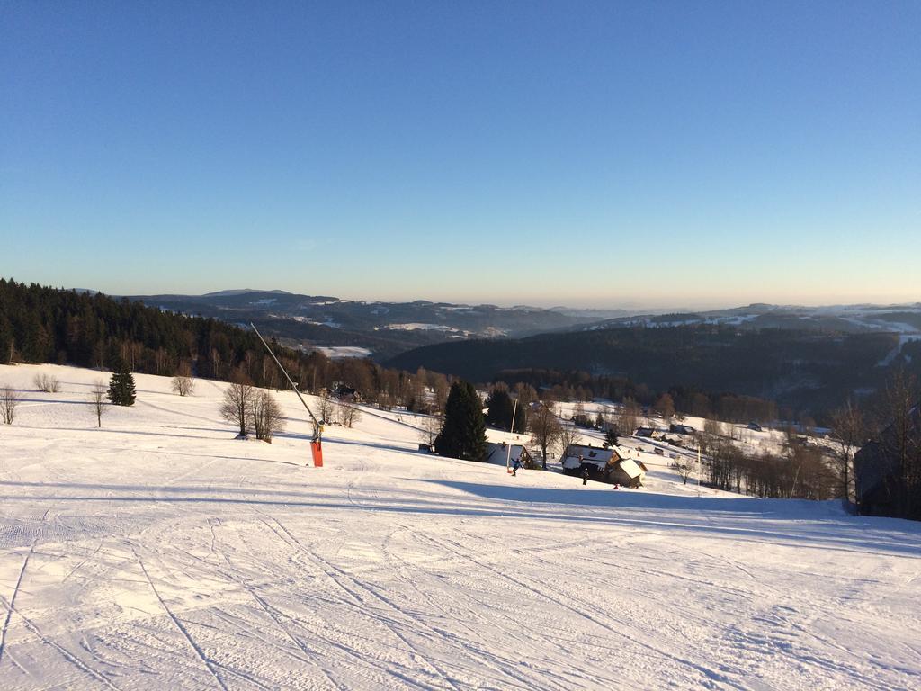 Penzion U Pily Paseky nad Jizerou Eksteriør billede
